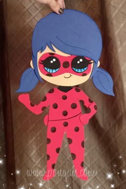 Moldes para realizar Caricatura para niñas de traje Rojo en pdf