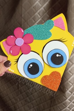 Moldes para realizar esquinero decoraivo para carpetas en pdf